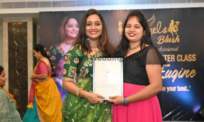 Aruna makeup studio and saloon